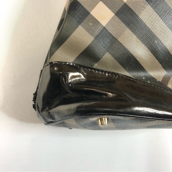 Burberry Brown & Tan Classic Plaid Leather Shoulder Bag - Picture 9 of 12